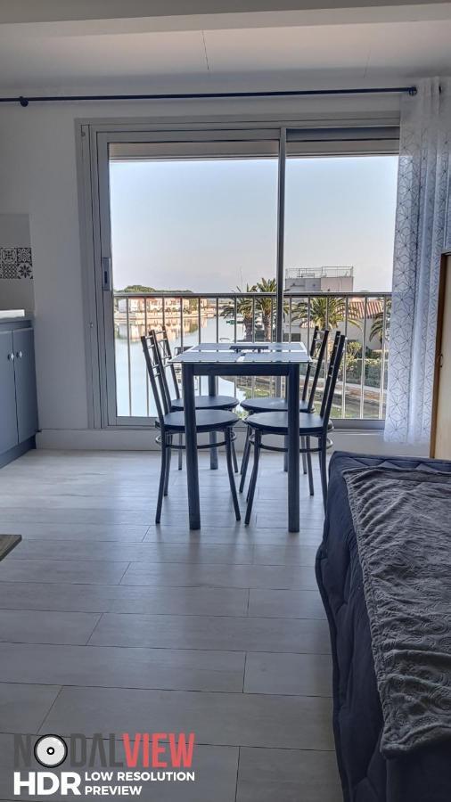 Vue Magique Sur La Marina - Appart En Duplex, Les Pieds Dans L'Eau Сен-Сиприен Экстерьер фото